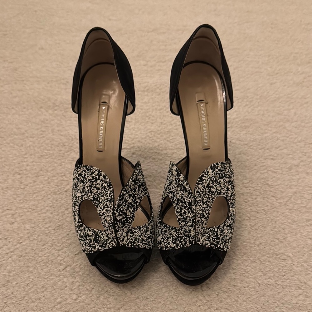 Nicholas Kirkwood Black and White Heels with Beaded Embellishments